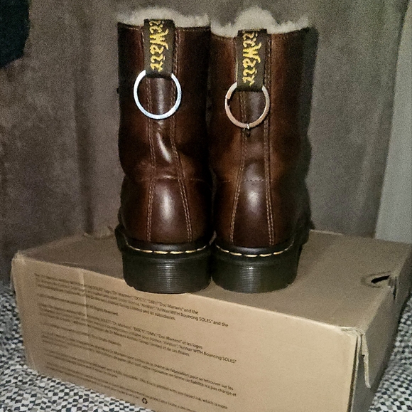 DR. MARTEN - Picture 2 of 4